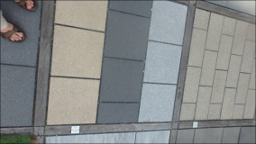 Viele Muster in der Ausstellung Gehwegplatten, Terassenplatten, Pflastersteine